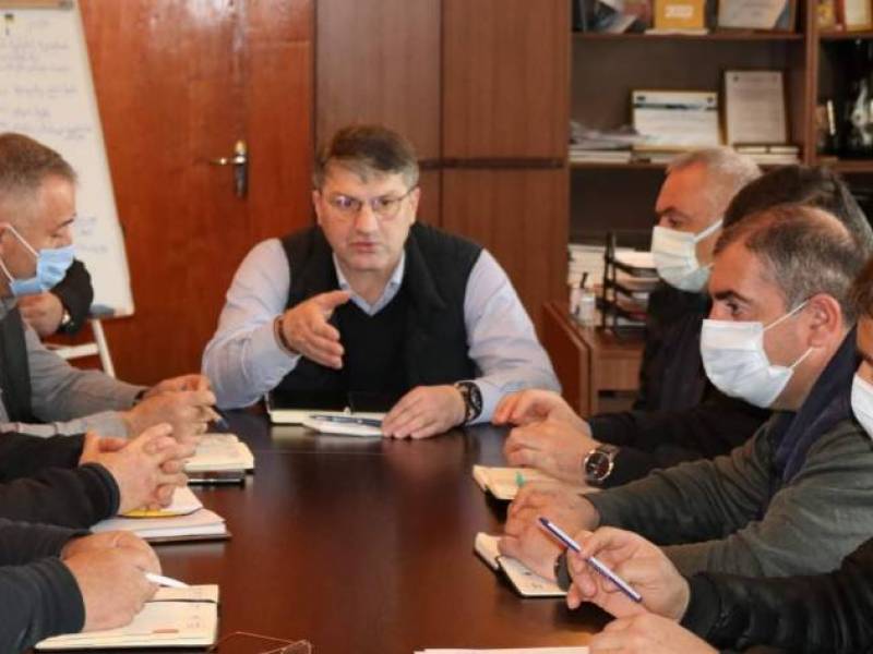 4 აპრილს ცაგერის მუნიციპალიტეტის მერმა გიორგი ნემსაძემ, მოადგილეებთან-ალუდა თუთისანთან...